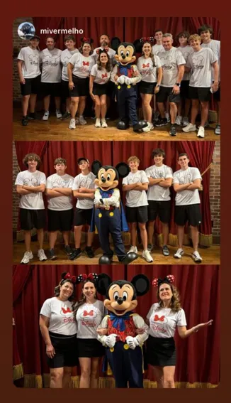 Story de Turma na Disney marcando a Ana Paula Turismo